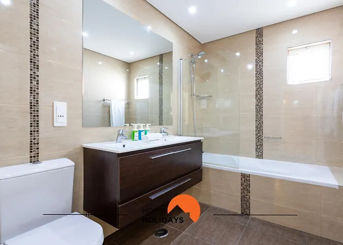 #214 Vivenda 3 Quartos By Holidays Villa *